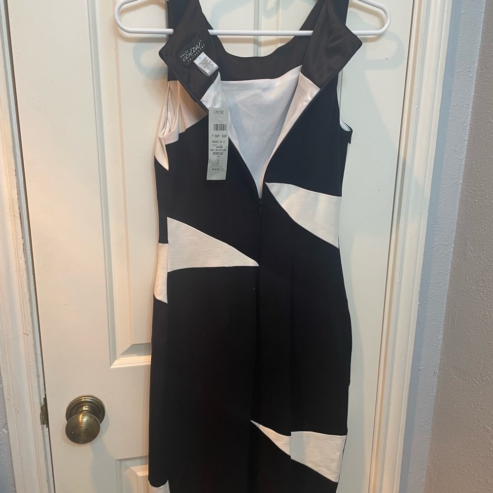Cache Black and White Sleeveless Dress - Picture 3 of 6